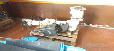 Stazione saldatura completa Robot Kawasaki FA06E