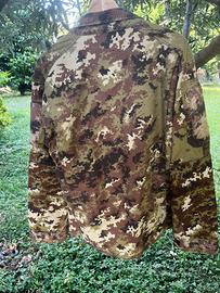 Tuta da cbt militare