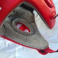 caschetto protettivo rosso Barrus, probabilmente i