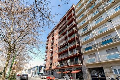 2 LOCALI A MILANO