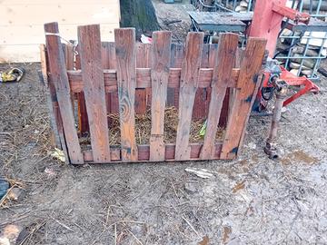 Mangiatoia capre pecore