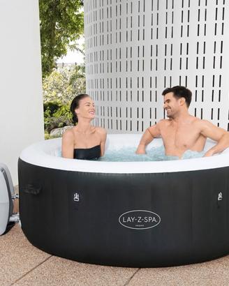 Piscina spa idromassaggio