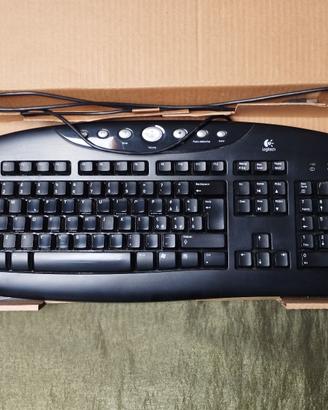 Logitech Y-SZ49 Internet Pro Wired Keyboard