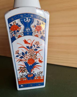 Vaso Floreale in porcellana orientale