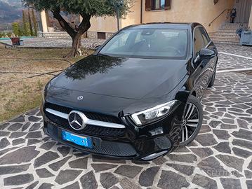 Mercedes A180 CDI nera 2021