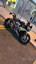 Bmw s1000r