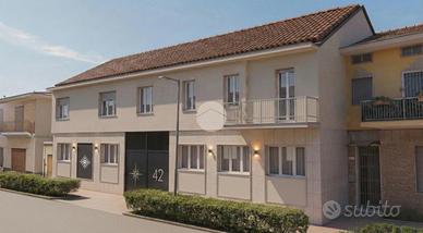 4 LOCALI A BORGARO TORINESE