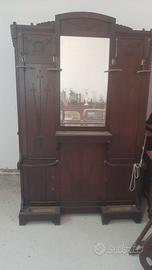 Attaccapanni antico in noce