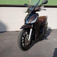 Kymco People 150