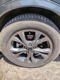 4 gomme MOMO 4 Stagioni 225/60/18 come nuove