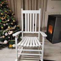 Sedia a dondolo scandinava con pelle di renna