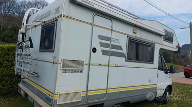 Camper mansardato Hymer