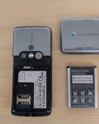 Telefono cellulare Sony Ericsson K610i (vintage)