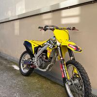 Suzuki RMZ 250 - 2015