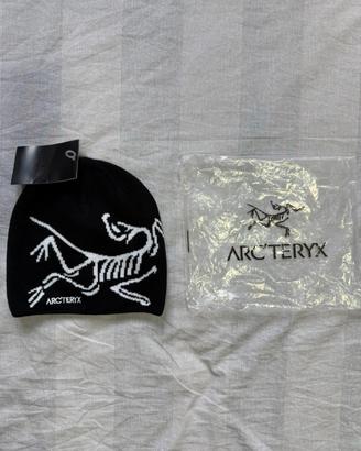 Berretto Arc'teryx scheletro nero nuovo