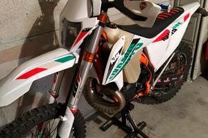 Ktm 300 cc