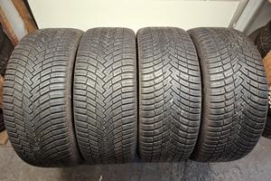 gomme 235/55/17 pirelli al 90% 4stg 