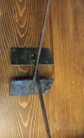 stampo antico in ferro 