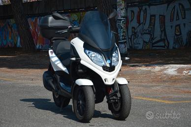 Piaggio MP3 300 hpe RATE PERMUTA e GARANZIA