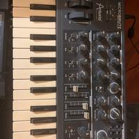 Arturia MicroBrute Synthetizer