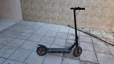 Monopattino Elettrico