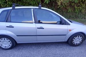 FORD Fiesta 5ª serie - 2004