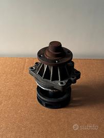 Pompa acqua BMW E39 E46 E53 E60 E61 E66 E83 E85
