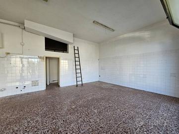 Immobile di 93 m² con 2 locali a Zola Predosa