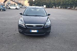 Ford Focus station wagon 2011