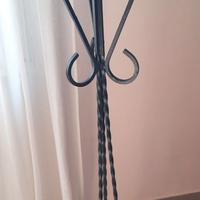 Attaccapanni da terra in ferro battuto