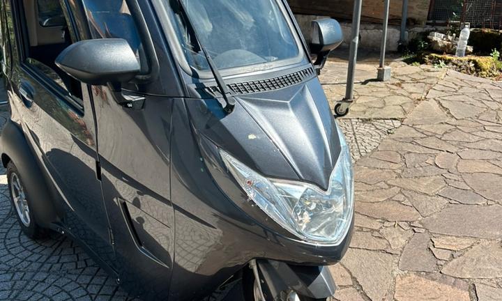 Ufo ecobike magnum scooter cabinato senza patente