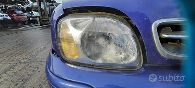 NISSAN MICRA 2001 - FARO ANTERIORE DESTRO