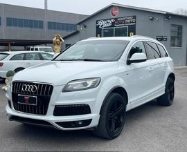 Audi Q7 3.0 V6 TDI 245 CV clean diesel quattro tip