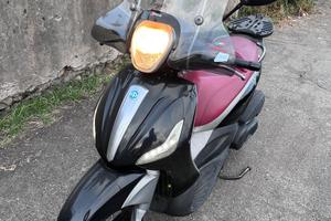 Beverly 350