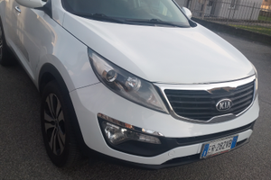 Macina kia sportage crdi anno 2013