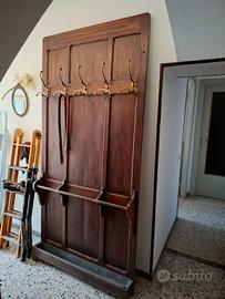 Attaccapanni in noce anno 1910 da parete.