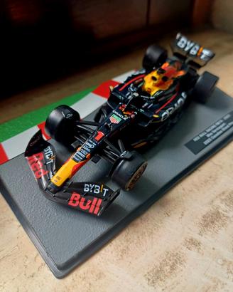 Red Bull 2023  Max Verstappen  scala 1:43