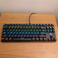 Tastiera keyboard meccanica