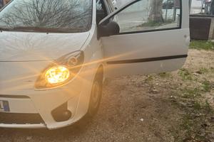 Renault Twingo Van