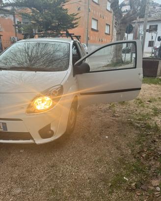 Renault Twingo Van