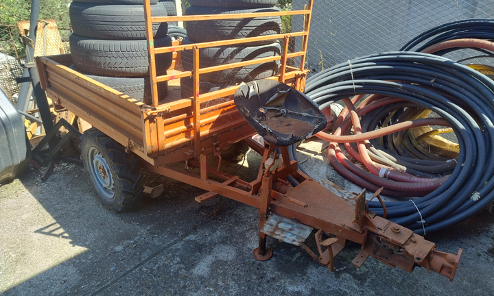 Rimorchio motoagricola trattore motozappa fresa de