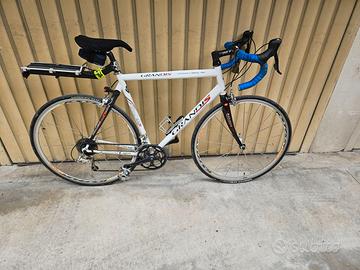 Bici corsa Grandis Overmax