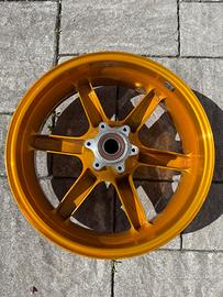 Cerchio posteriore Buell XB9