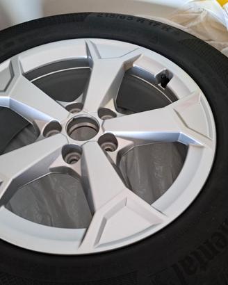 4 cerchi lega R17  originali Audy  Q3/Tiguan