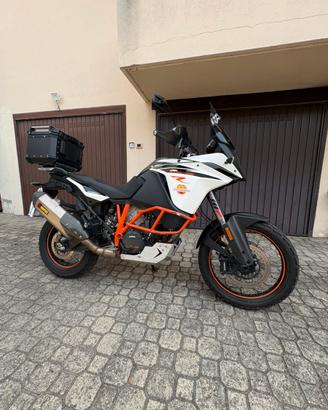 KTM 1090 Adventure R