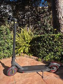 Monopattino Xiaomi Mi Pro 2 