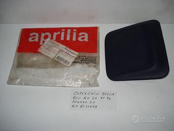 Aprilia RX 50 - Coperchio sella rif. AP8231098 