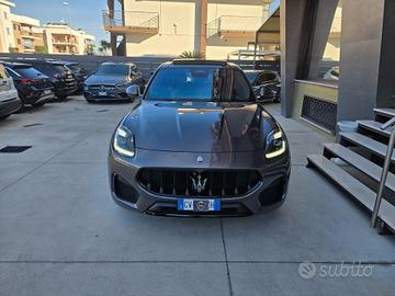 Maserati Grecale MHEV 330 CV AWD Modena