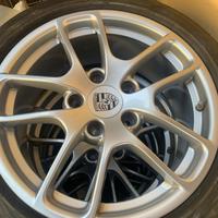 Cerchi + gomme pirelli P zero porsche cayman 718