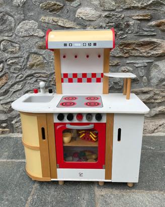 HAPE Cucinetta in legno, stile Montessori
